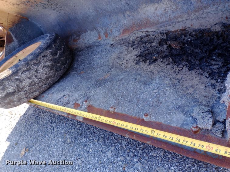 image for item DP1088 1988 Case 480F landscape tractor