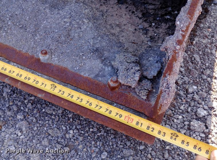 image for item DP1088 1988 Case 480F landscape tractor