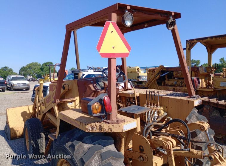 image for item DP1088 1988 Case 480F landscape tractor