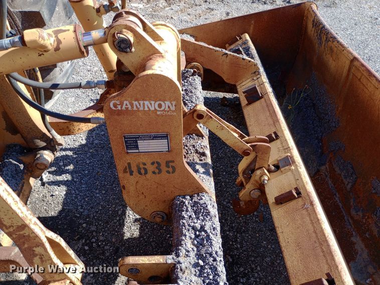 image for item DP1088 1988 Case 480F landscape tractor