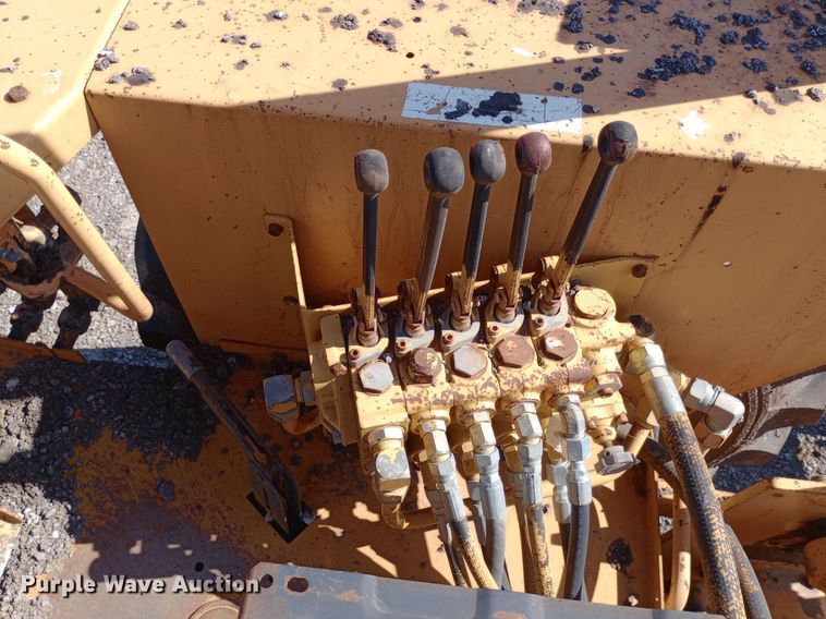 image for item DP1088 1988 Case 480F landscape tractor