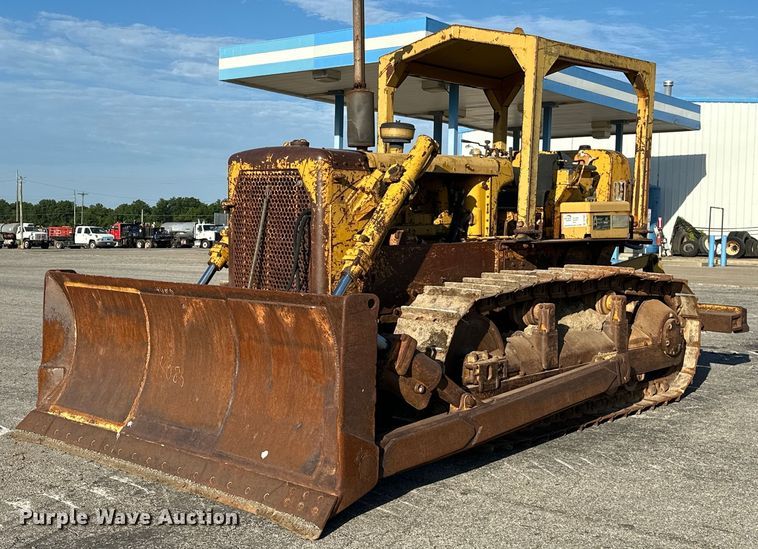 image for item DP1089 1971 Caterpillar D6C dozer