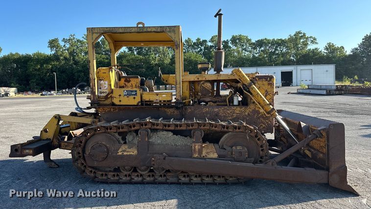 image for item DP1089 1971 Caterpillar D6C dozer