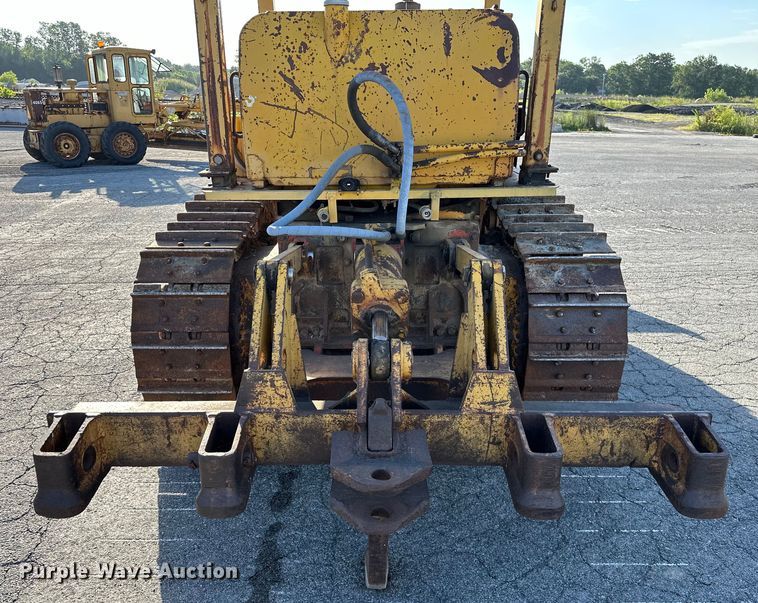 image for item DP1089 1971 Caterpillar D6C dozer