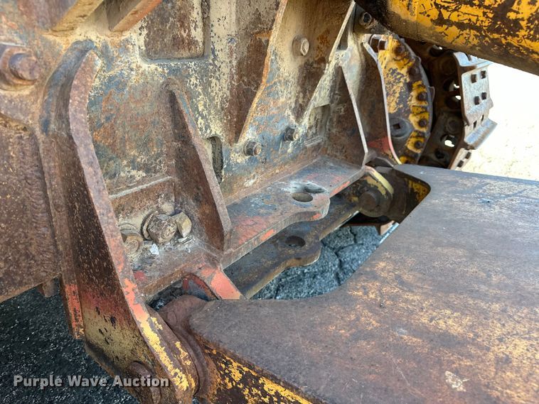 image for item DP1089 1971 Caterpillar D6C dozer