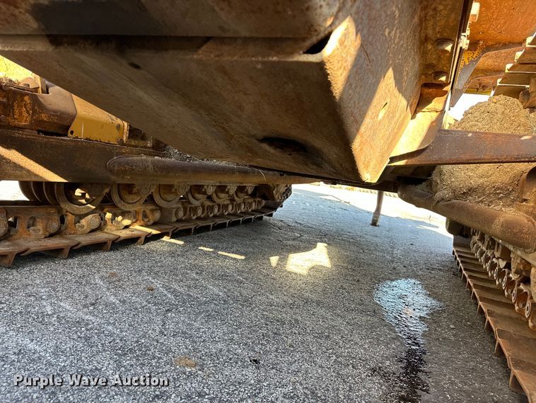 image for item DP1089 1971 Caterpillar D6C dozer