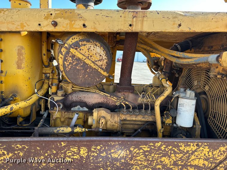 image for item DP1089 1971 Caterpillar D6C dozer