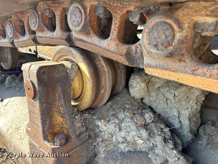 image for item DP1089 1971 Caterpillar D6C dozer