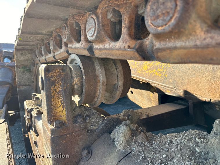 image for item DP1089 1971 Caterpillar D6C dozer