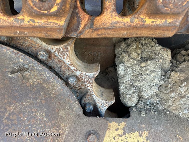 image for item DP1089 1971 Caterpillar D6C dozer