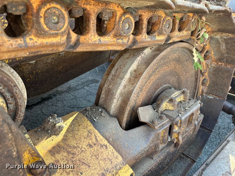 image for item DP1089 1971 Caterpillar D6C dozer