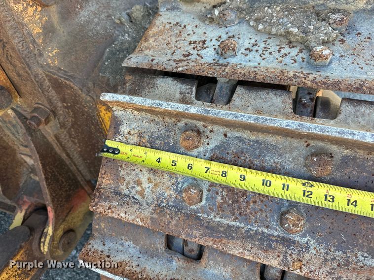 image for item DP1089 1971 Caterpillar D6C dozer