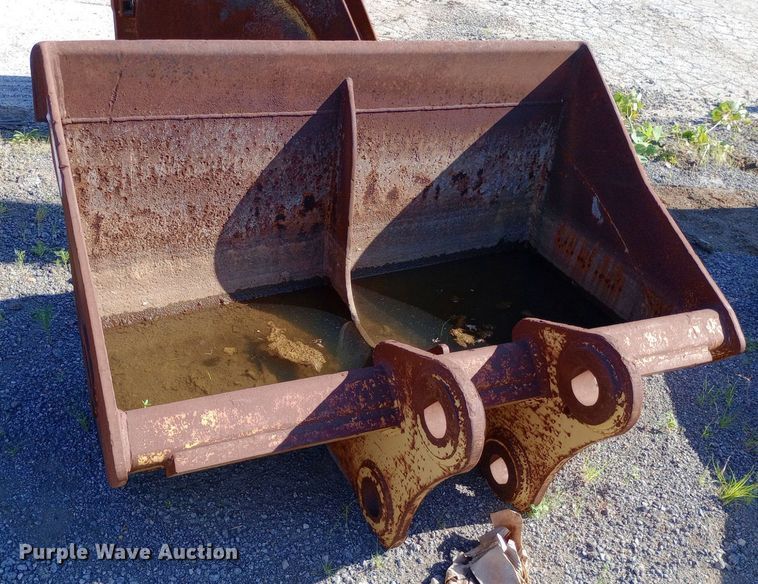 image for item DP1091 CP excavator bucket