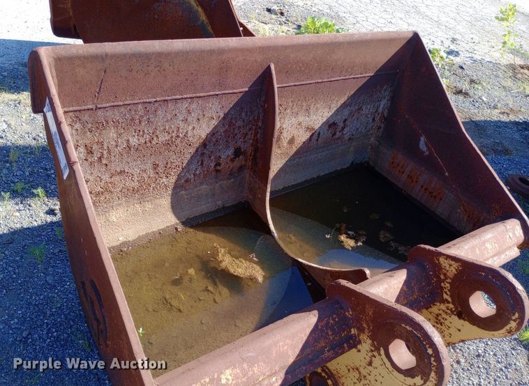 image for item DP1091 CP excavator bucket