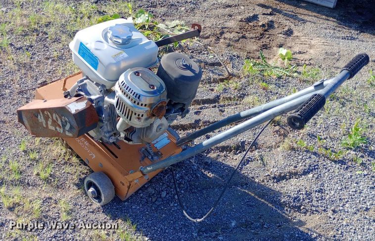 image for item DP1093 Diamond CC1100 concrete saw