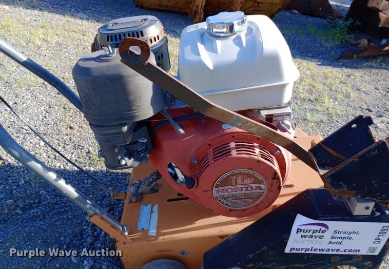 image for item DP1093 Diamond CC1100 concrete saw