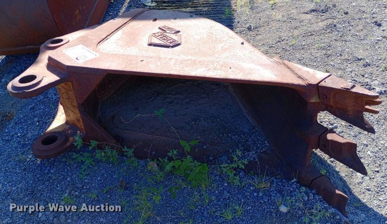 image for item DP1094 excavator bucket