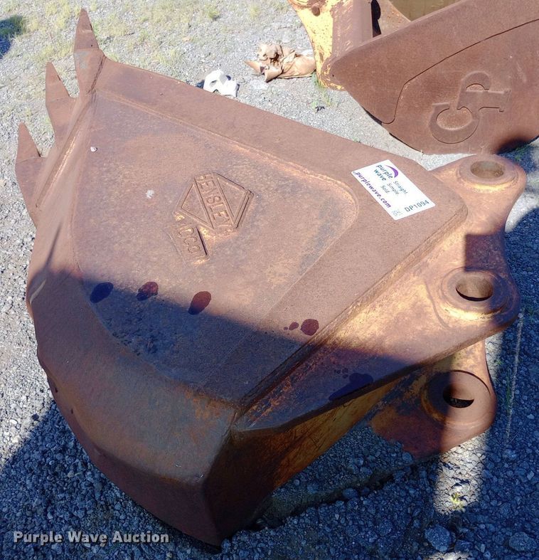 image for item DP1094 excavator bucket