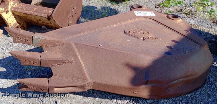 image for item DP1094 excavator bucket