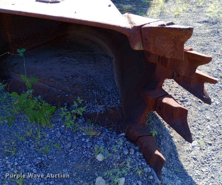 image for item DP1094 excavator bucket