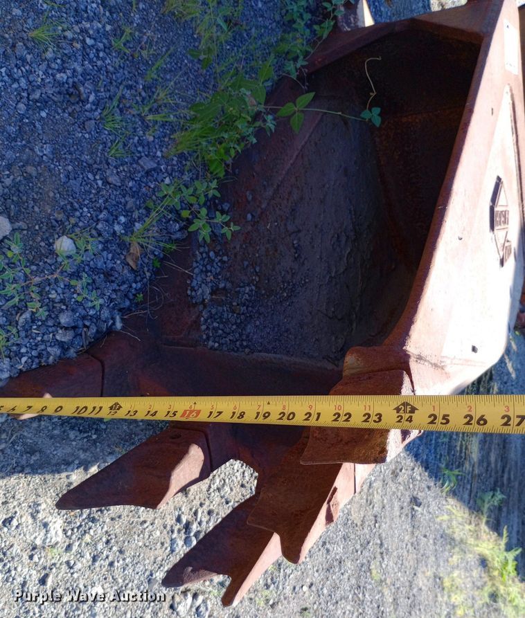 image for item DP1094 excavator bucket