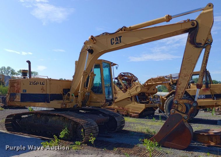 image for item DP1095 1990 Caterpillar 215D excavator