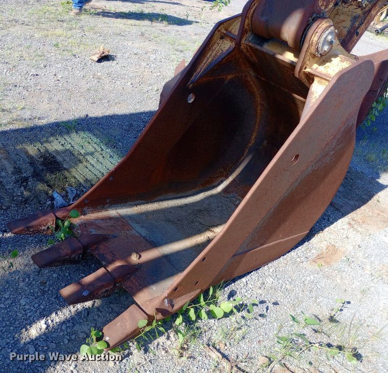 image for item DP1095 1990 Caterpillar 215D excavator