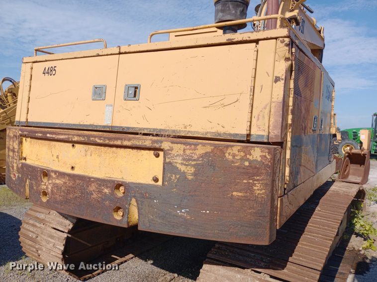 image for item DP1095 1990 Caterpillar 215D excavator