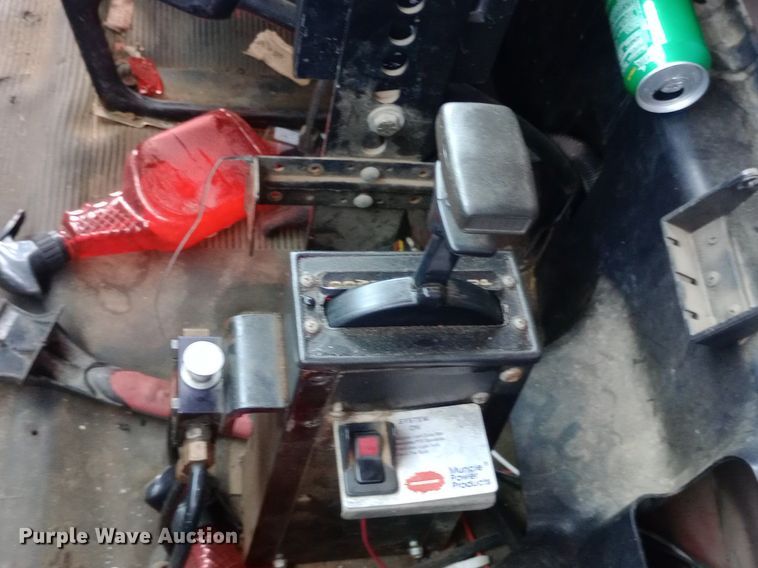 image for item DP1096 2001 International 4900 dump truck