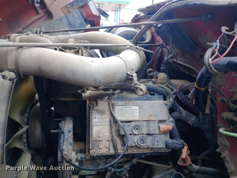 image for item DP1096 2001 International 4900 dump truck