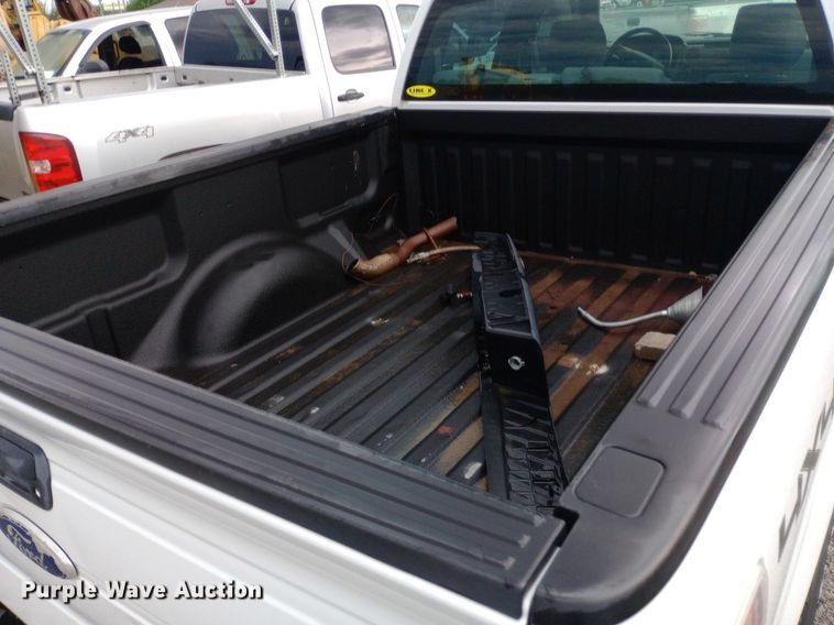 image for item DP1097 2011 Ford F150 Crew Cab pickup truck