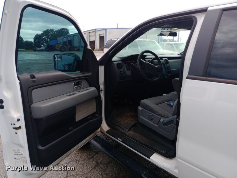 image for item DP1097 2011 Ford F150 Crew Cab pickup truck