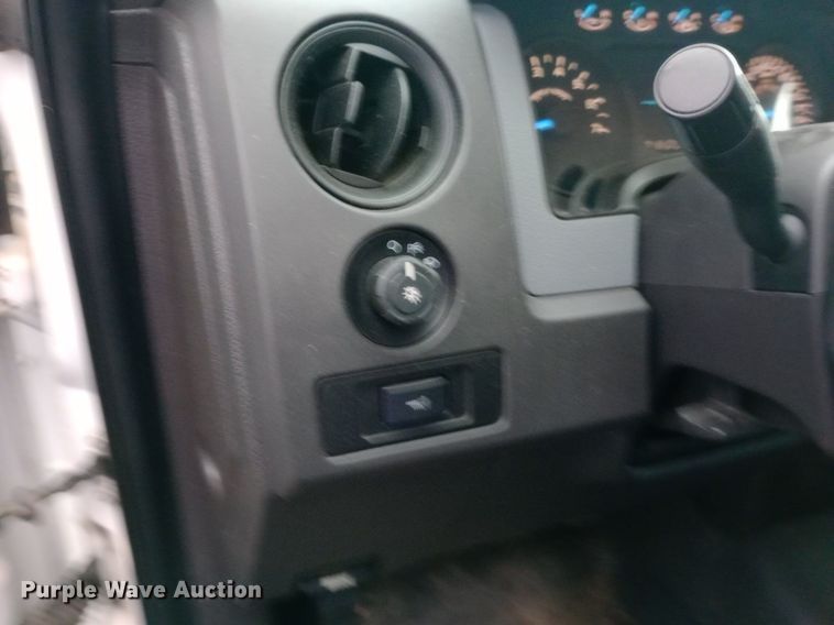 image for item DP1097 2011 Ford F150 Crew Cab pickup truck