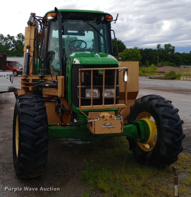 image for item DP1098 2009 John Deere 7130 MFWD tractor
