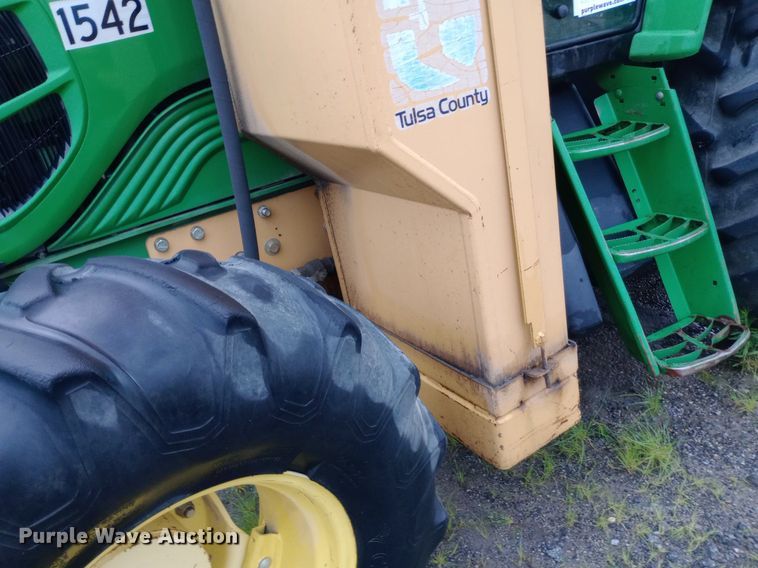 image for item DP1098 2009 John Deere 7130 MFWD tractor