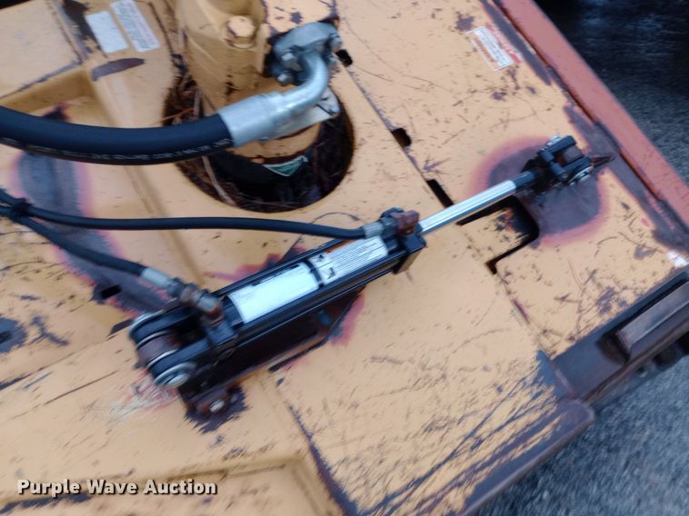 image for item DP1098 2009 John Deere 7130 MFWD tractor