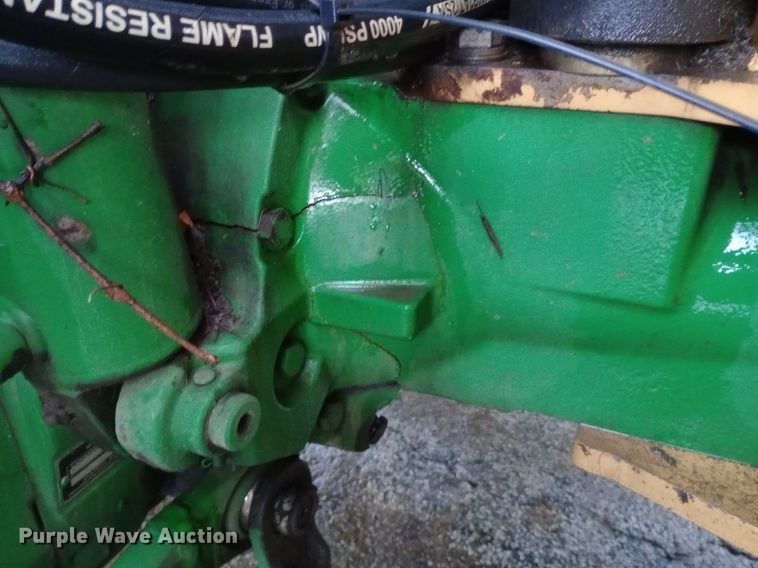 image for item DP1098 2009 John Deere 7130 MFWD tractor