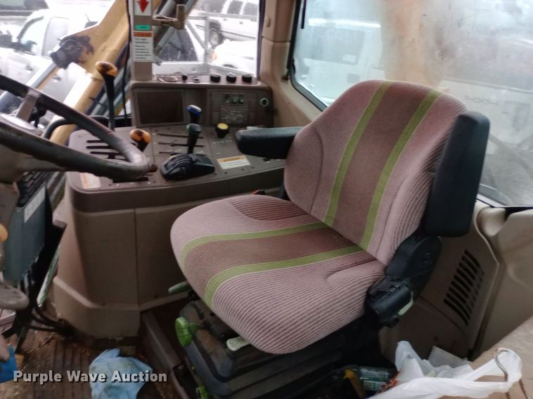 image for item DP1098 2009 John Deere 7130 MFWD tractor