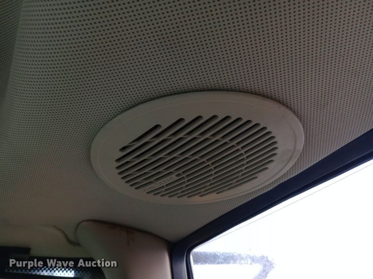 image for item DP1098 2009 John Deere 7130 MFWD tractor