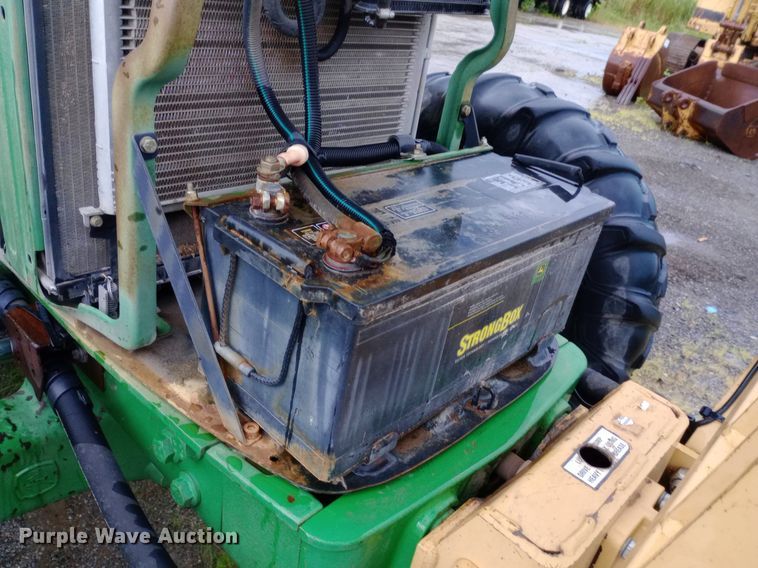 image for item DP1098 2009 John Deere 7130 MFWD tractor