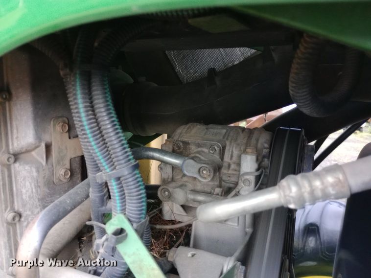 image for item DP1098 2009 John Deere 7130 MFWD tractor