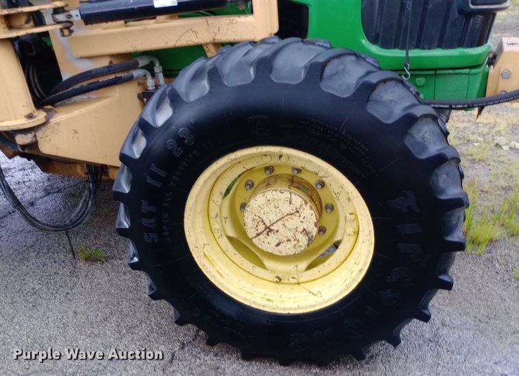 image for item DP1098 2009 John Deere 7130 MFWD tractor