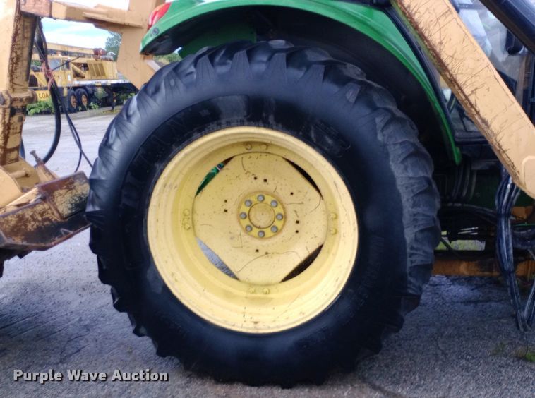 image for item DP1098 2009 John Deere 7130 MFWD tractor