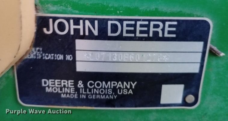 image for item DP1098 2009 John Deere 7130 MFWD tractor