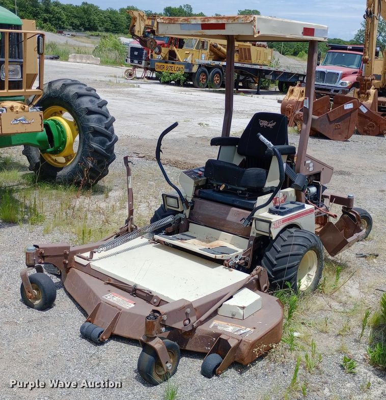 image for item DP1099 2001 Grasshopper 928D ZTR lawn mower