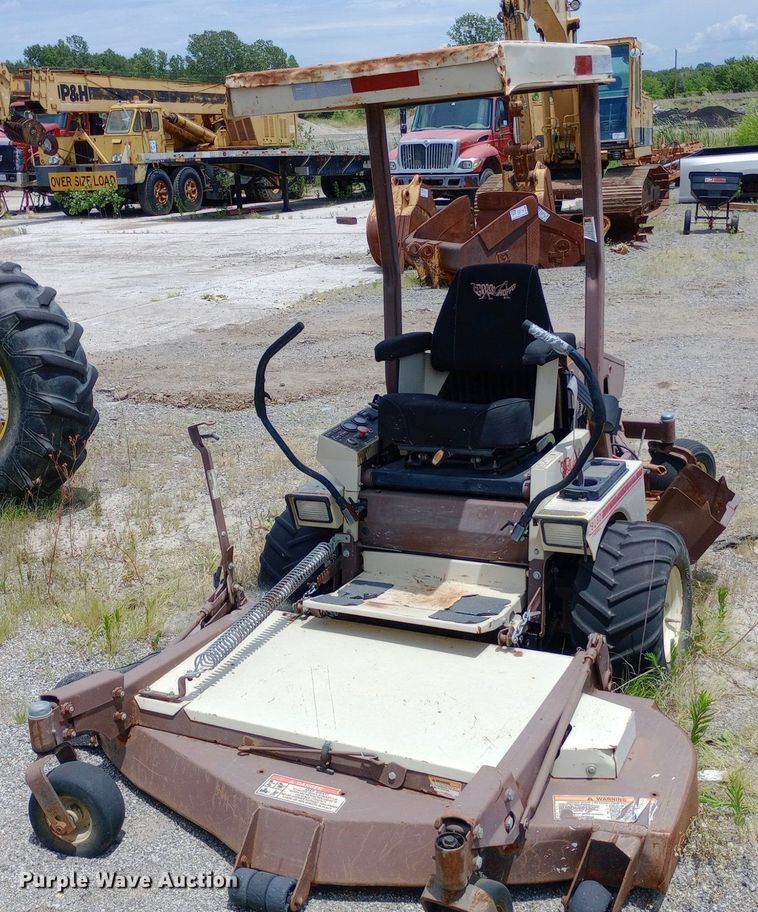 image for item DP1099 2001 Grasshopper 928D ZTR lawn mower