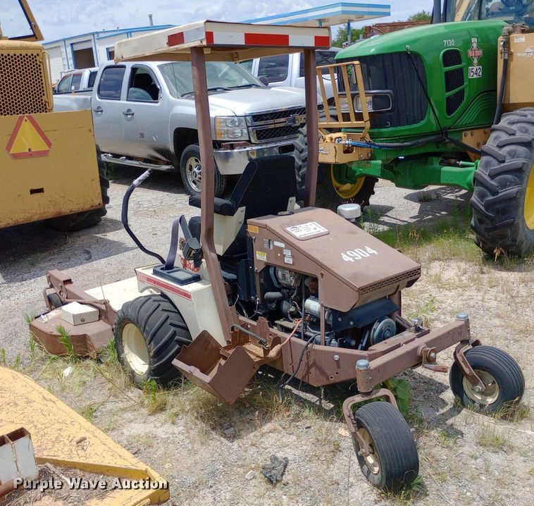 image for item DP1099 2001 Grasshopper 928D ZTR lawn mower