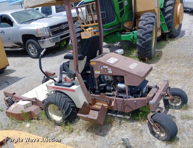 image for item DP1099 2001 Grasshopper 928D ZTR lawn mower