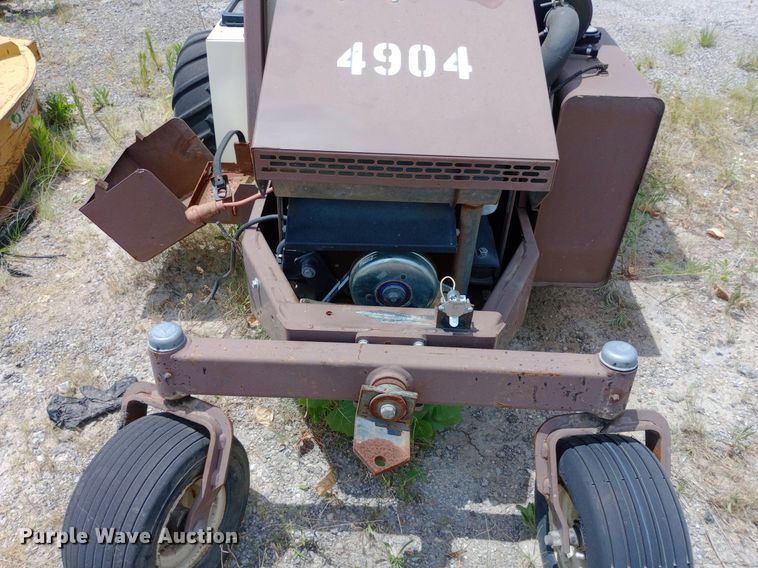 image for item DP1099 2001 Grasshopper 928D ZTR lawn mower