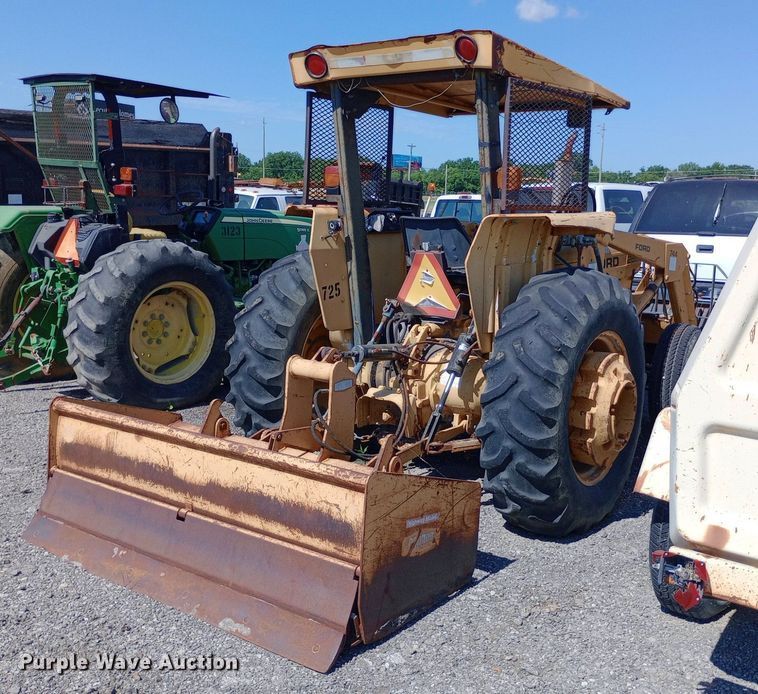 image for item DP1103 Ford 260C tractor